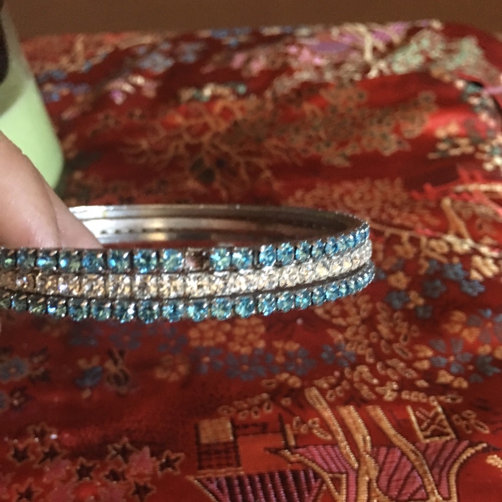 3 Single Rhinestone Bangles As A Set - Picture 4 of 4